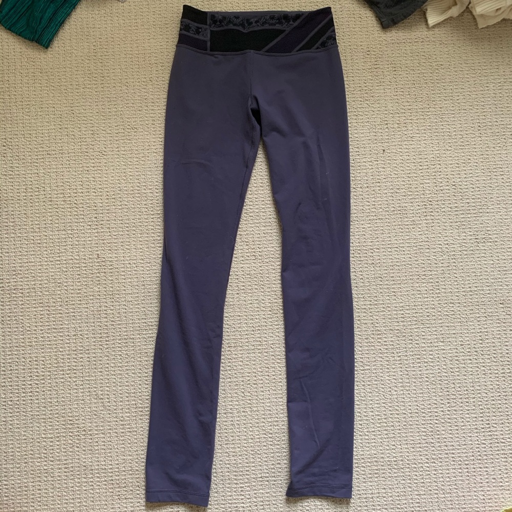 Lululemon Straight leg Leggings